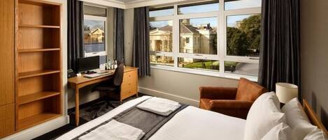 Wi-Fi de cortesia, roupa de cama