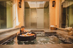 In-room dining - Brij Bageecha Jaipur - Private Villas with Heated Plunge Pool (Jamwa Ramgarh)