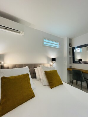 Crystal Suite | 1 bedroom, iron/ironing board, free WiFi, bed sheets - Suites Diamond Paradise (Le Diamant)