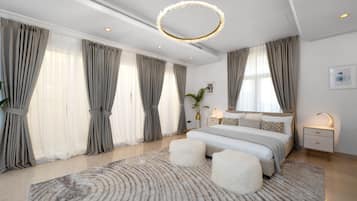 Deluxe Villa, 5 Bedrooms | 5 bedrooms, in-room safe, blackout drapes, iron/ironing board