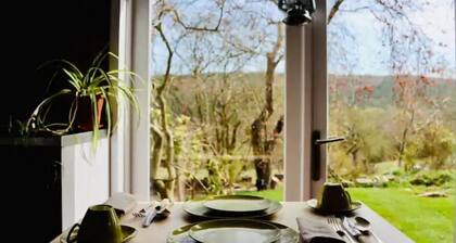 TINY HOME No.1 Railway Carriage with Stunning Views