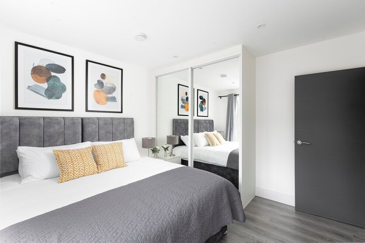 1 bedroom, iron/ironing board, Internet, bed sheets