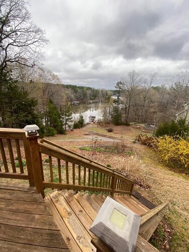 Lake Gaston Retreat! 