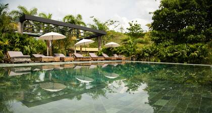 El Río Hotel