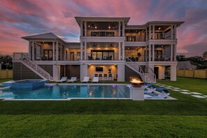 Outdoor pool - Waterfront Home with Deep Water Dock (Isle of Palms)