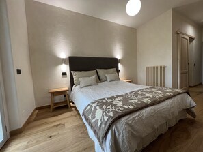 5 camere, Wi-Fi, lenzuola