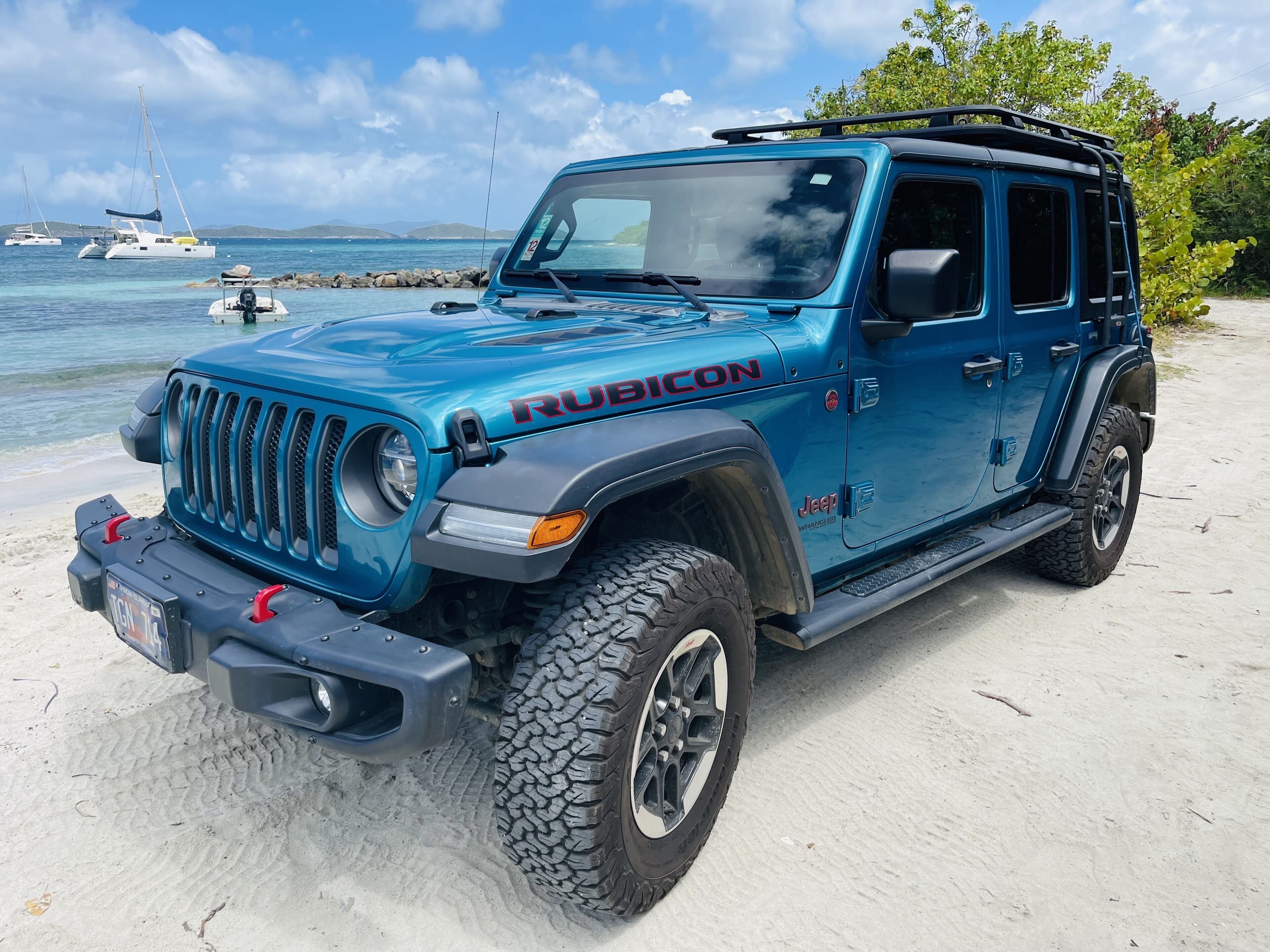 Chaises longues, serviettes de plage