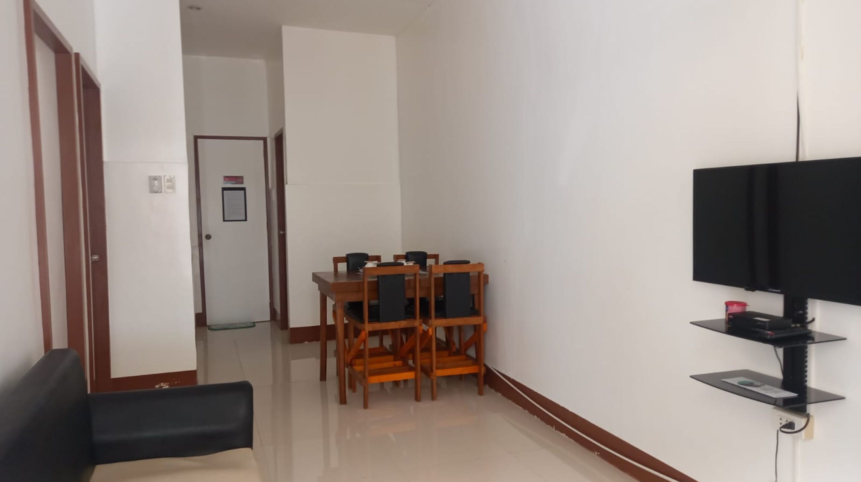 standard double room | bed sheets