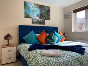 2 bedrooms, WiFi, bed sheets - Exquisite Modern Homely Flat (Cambridge)