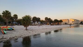 Liggestole, badehåndklæder