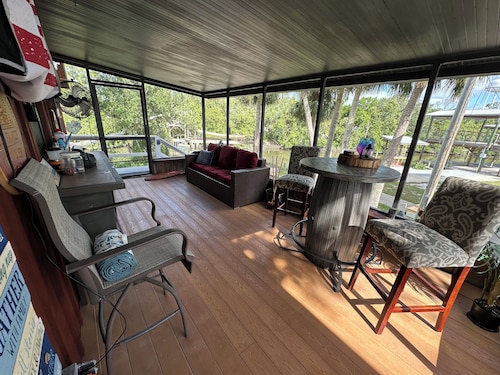 The Tree House - amazing unobstructed view of the Gulf of Mexico from your deck!