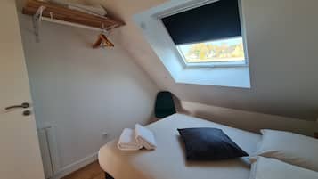 1 bedroom, WiFi, bed sheets