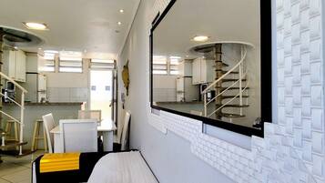 2 bedrooms, laptop workspace, free WiFi, bed sheets