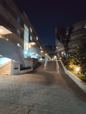 Exterior - 12-Vista Linda Pé na Areia Guarujá-Tombo (Guarujá)