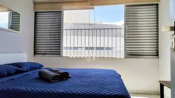 2 bedrooms, laptop workspace, free WiFi, bed sheets