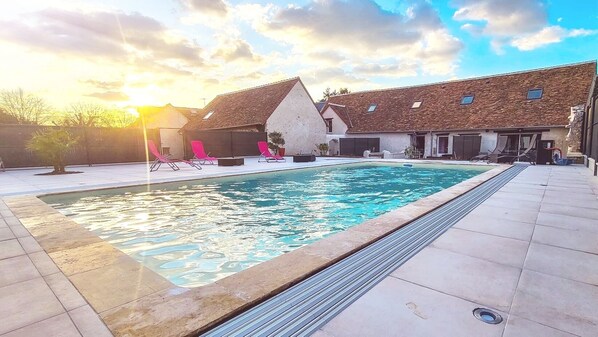 Piscine extérieure, piscine chauffée