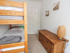 3 bedrooms, individually decorated, individually furnished, free WiFi