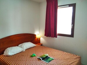 1 bedroom, WiFi, bed sheets - View ski slopes, fitness, swimming pool, terrace, tv, ski locker, 33m², Barèges/La Mongie (La Mongie)