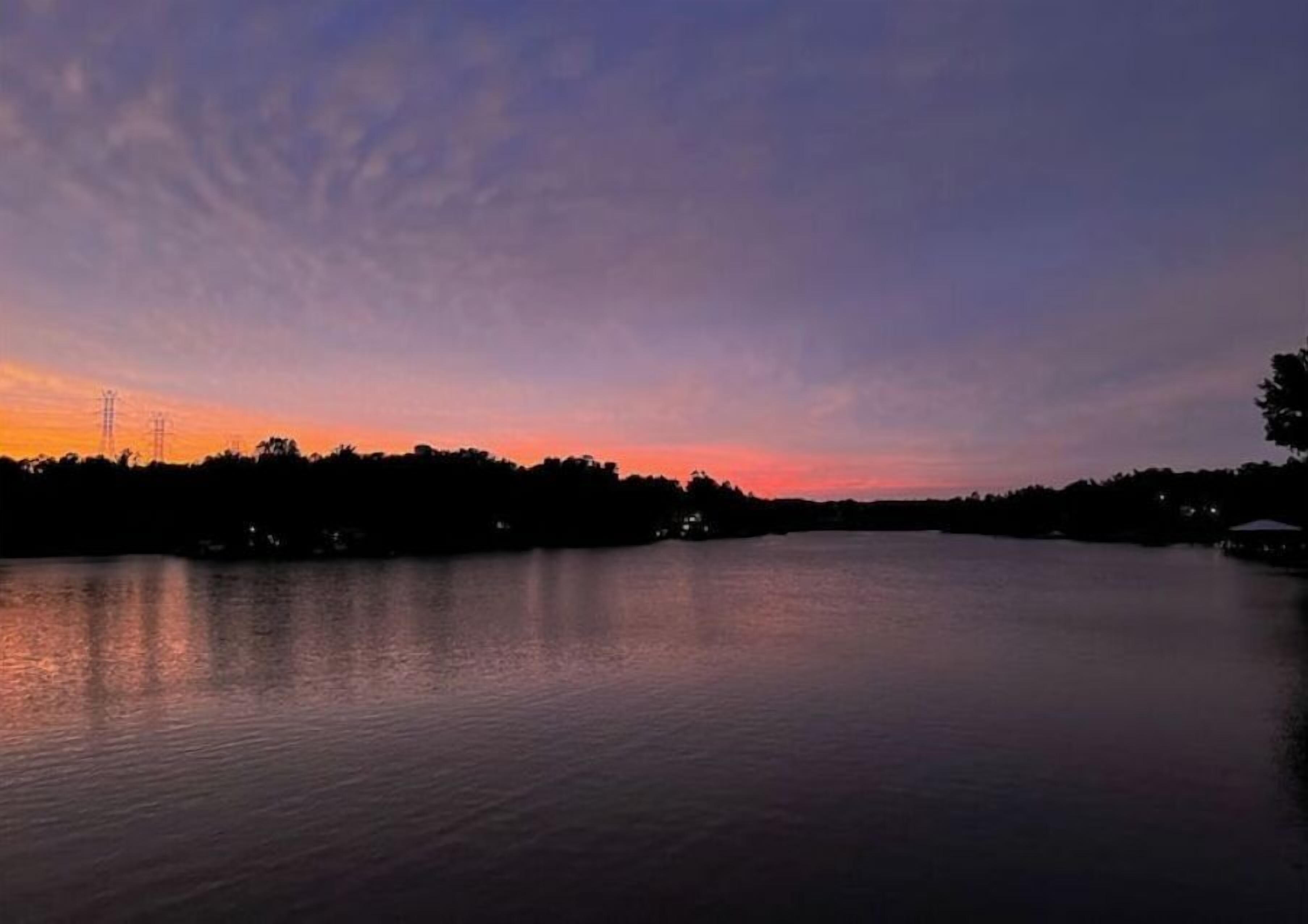 Espreguiçadeiras, toalhas de praia 