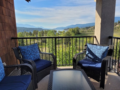 Penthouse Corner | Pool | Hot Tub | Top Floor