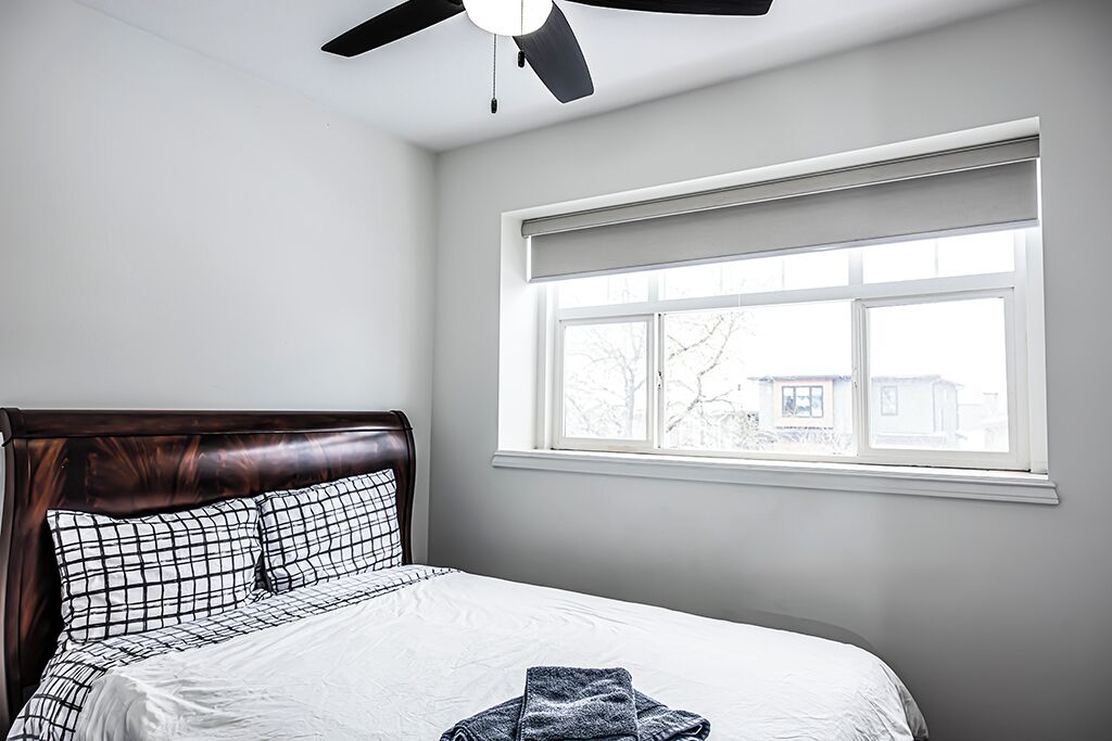 3 bedrooms, in-room safe, iron/ironing board, free WiFi