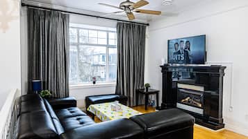 スマートテレビ、暖炉