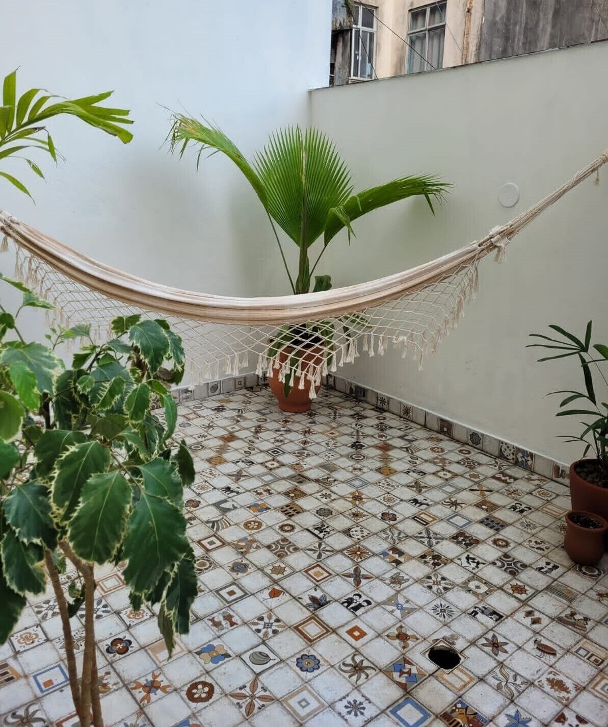 Superior Room, Garden View | Living area | Flat-screen TV