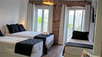Minibar, wifi gratis y ropa de cama
