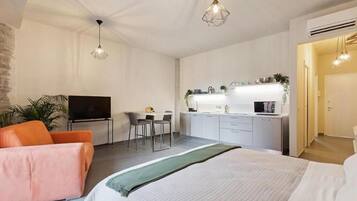 1 chambre, fer et planche Ă  repasser, Wi-Fi gratuit, draps fournis
