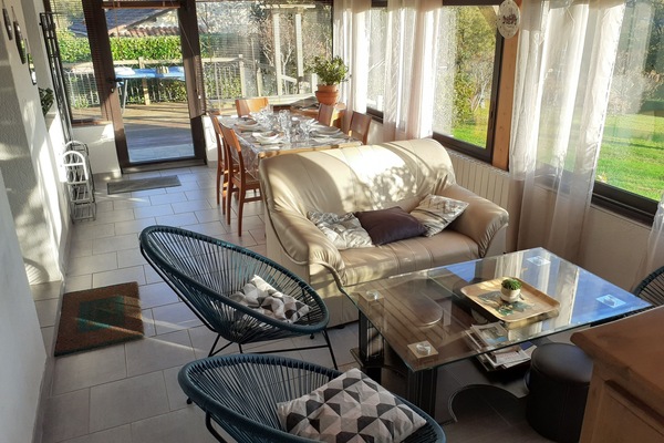 Fernseher, Tischtennisplatte