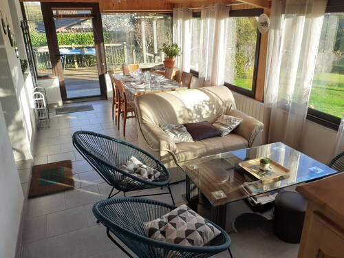 Country house close to town: 1 star