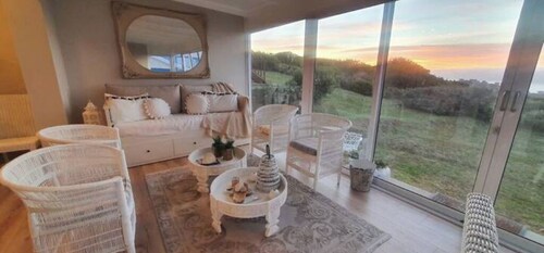 Pinnacle Golf Estate Luxurious Lodge.