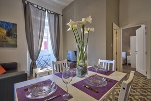 Comfort Apartment | In-room dining - Borgo Suites - Self Catering Apartments - Valletta - by Tritoni Hotels (Valletta)