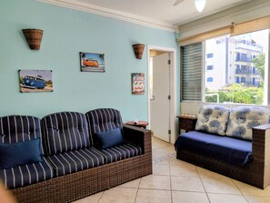 Apartment | Living area | 40-inch Smart TV with satellite channels, TV, pay movies