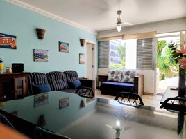 Apartment | Living area | 40-inch Smart TV with satellite channels, TV, pay movies