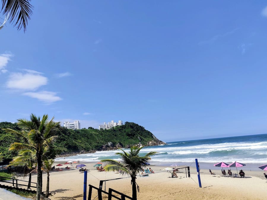 Apartment | Beach | On the beach, white sand, beach umbrellas, beach volleyball