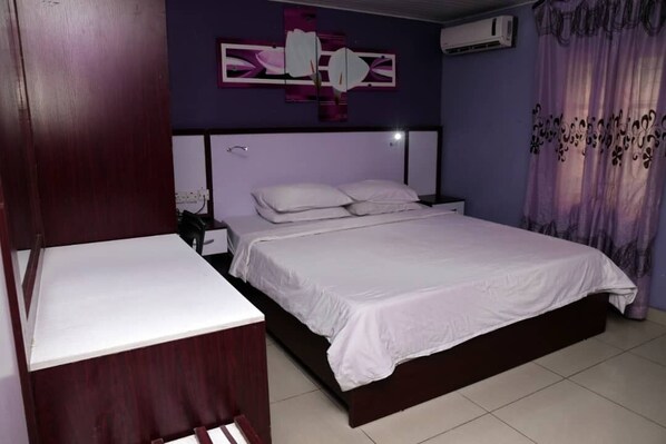 Kamar Double Deluks | Wi-Fi gratis dan seprai linen