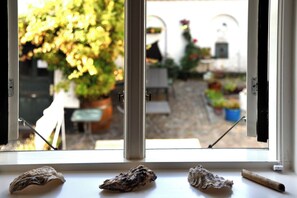 Interior - Brasseriehof - shower, WLAN, parking space, terrace, washing machine, dryer (Flensburg)