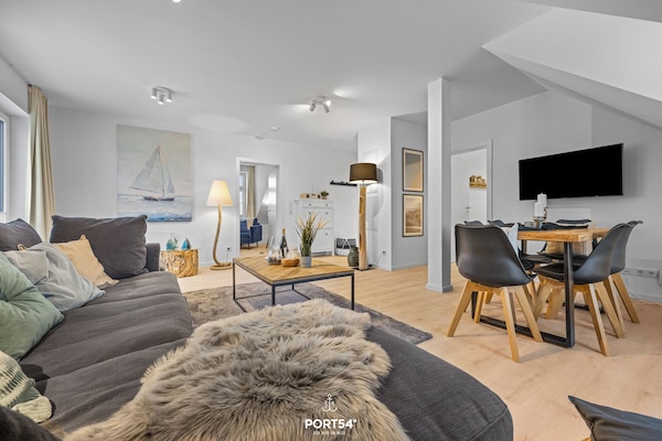 TV, DVD-spiller og stereoanlegg