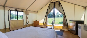 Boutique Glamping Stay by Lake Livingston