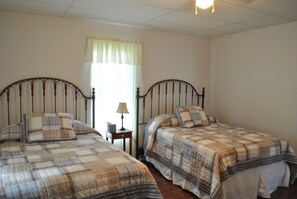 3 bedrooms, WiFi, bed sheets