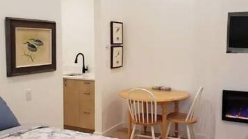 1 chambre, Wi-Fi gratuit, draps fournis