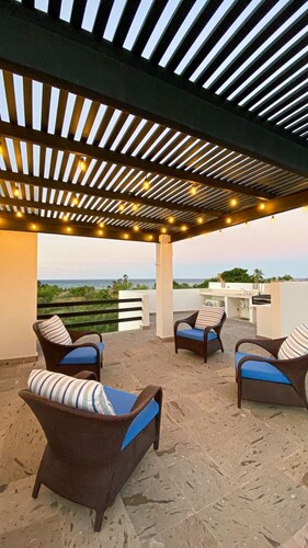 Casa BV: Beautiful house short walk from beach