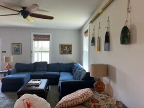 Smart-TV, peis, videospill og DVD-spiller