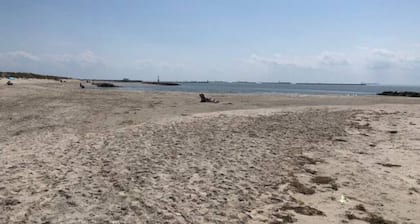 Cape Charles home with pool and golf cart 5 minutes from the beach!