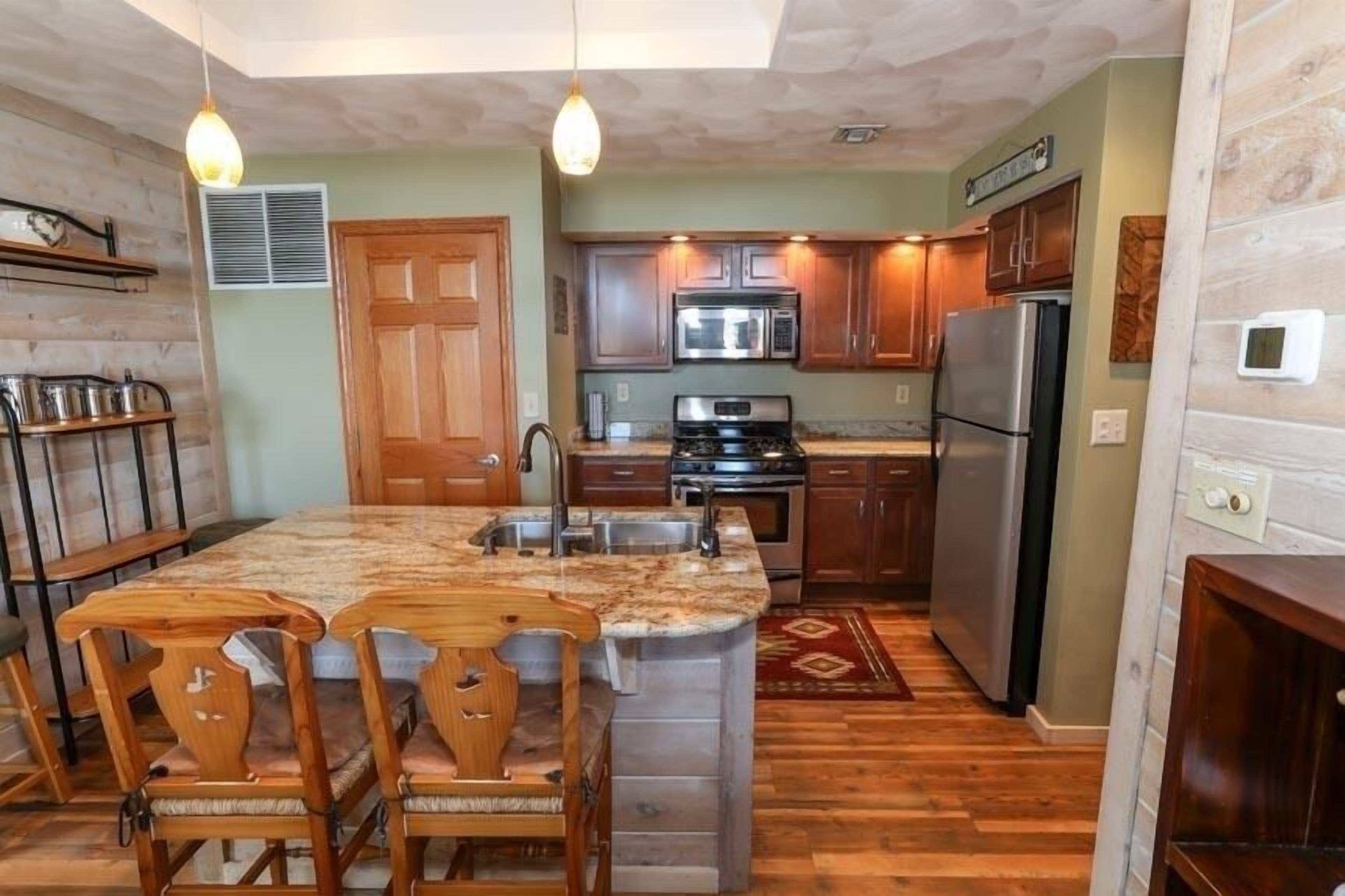 Fridge, microwave, oven, dishwasher