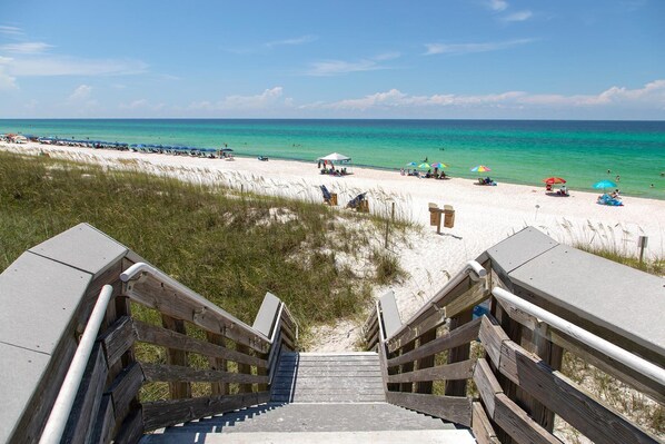 Beach nearby - Inlet Beach Dream - East 30A, Gulf View, Near Shops + Dining, Steps to the Sand! (Inlet Beach)