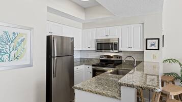 Lavavajillas y comedor