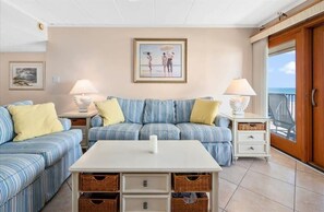 TV - North Ocean City Two Bedroom Oceanfront Condo (Ocean City)