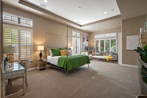 5 chambres, coffres-forts dans les chambres, bureau, Wi-Fi
